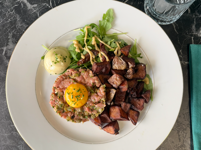 Bulle 1924 Tartare de veau & huître